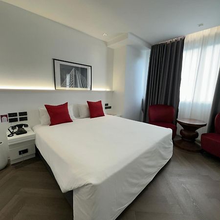 Elizabeth Hotel Bangkok Exterior photo